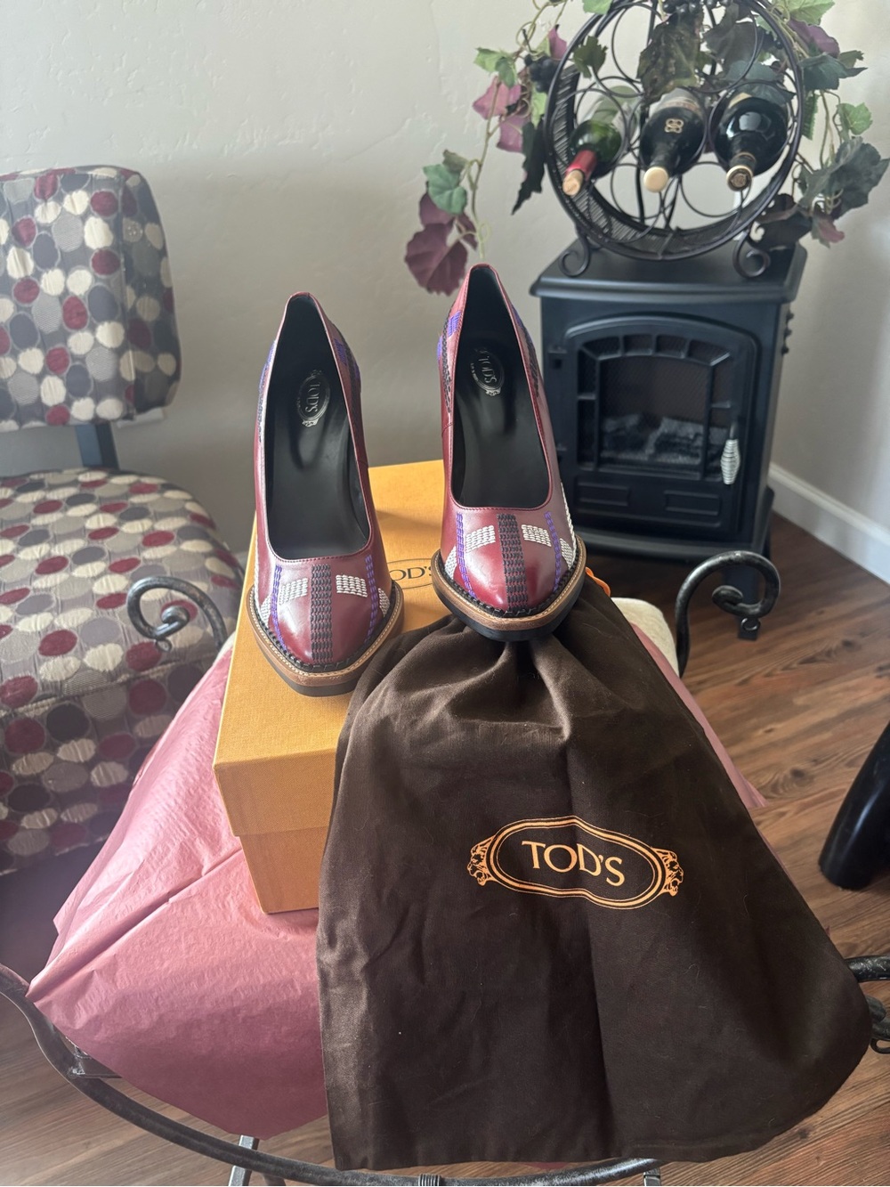 TOD'S Burgundy and Purple Leather Mid-Heel Pumps